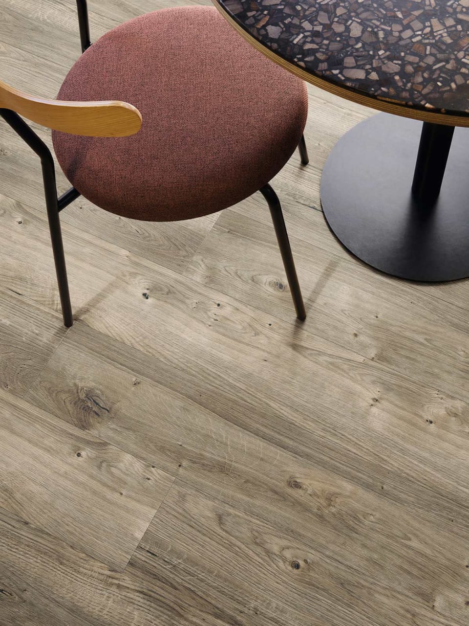 Sun Bleached Oak: Commercial LVT Flooring from the Amtico Spacia